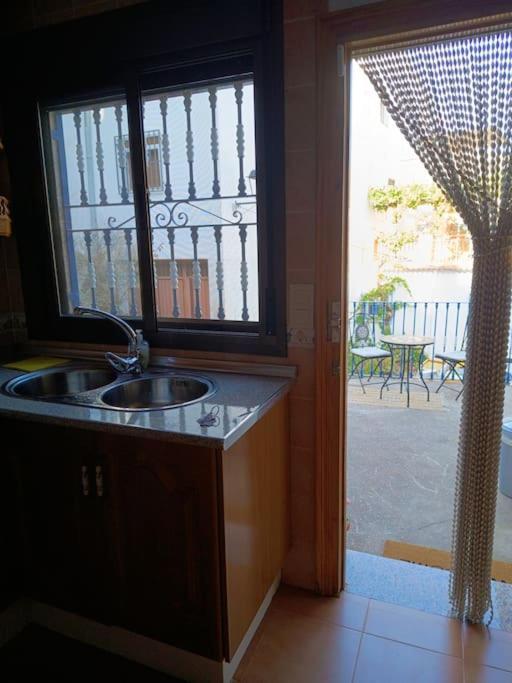 Casa Heli - Ruim Appartement Met Dakterras In Polopos מראה חיצוני תמונה